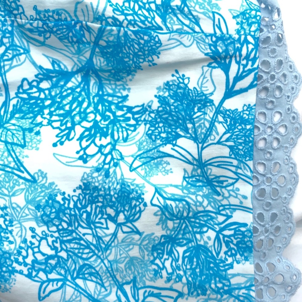 Cartolina Nantucket Blue White Floral Eyelet Ruffled Crop Top - Picture 5 of 5
